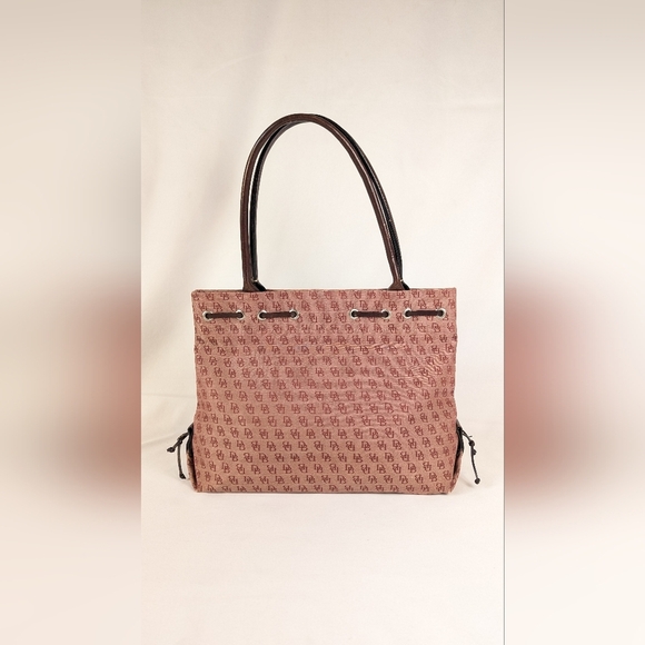 Dooney & Bourke Signature Monogram Tassel Large Tote Burgundy Canvas Leather - Picture 2 of 15